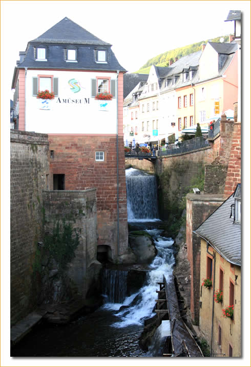 Pension in Saarburg - Wasserfall