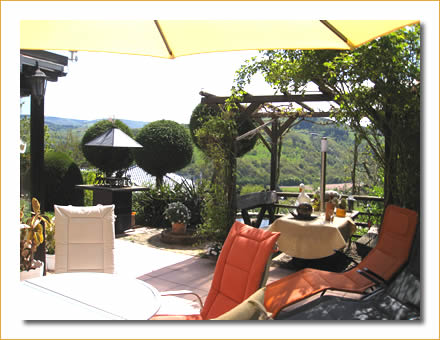 Terrasse der Pension in Saarburg